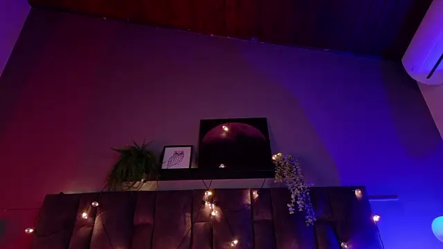 ParisFox_'s cam snapshot