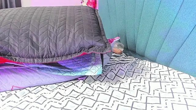 Mariana_star1's cam snapshot