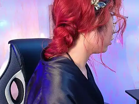 redd_pandaa's cam snapshot