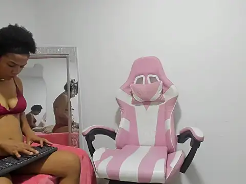 isabelhx's cam snapshot