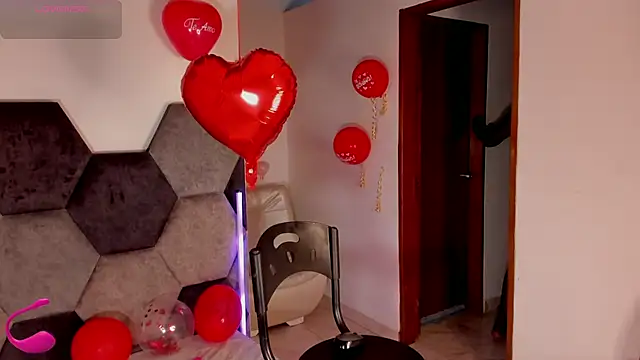 Latrellx7 live sex cam