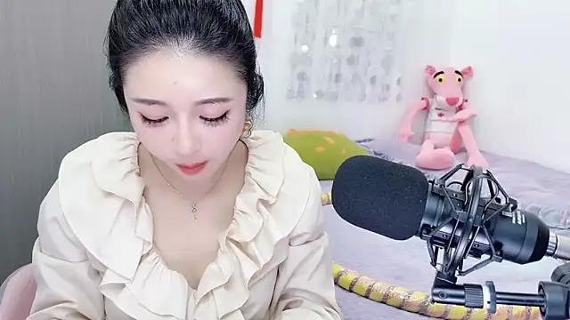 starsqimei live sex cam