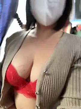 May-Squirt live sex cam