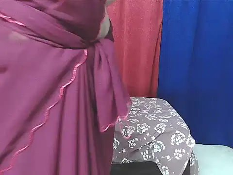 sunitha-3's cam snapshot