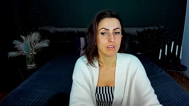 Rebecca_Diamond live sex cam