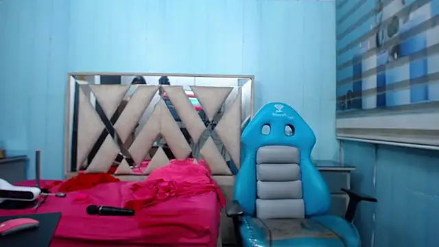 allison_max_tattoo live sex cam