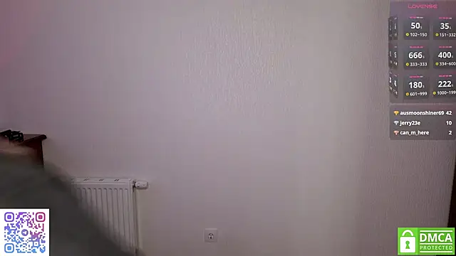 LynetHakes live sex cam