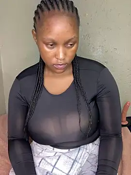 Bellabootie's cam snapshot