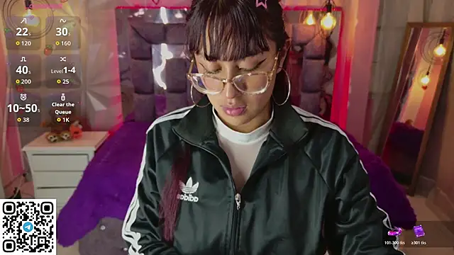 leyla_collinss live sex cam