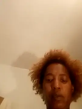 GOODHEARTEDWOMAN-911's cam snapshot