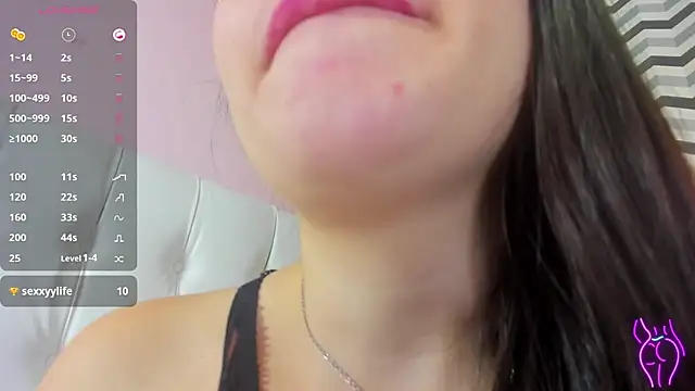 JAZMINLEVI's cam snapshot