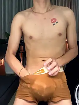 MinhTuanLive live sex cam