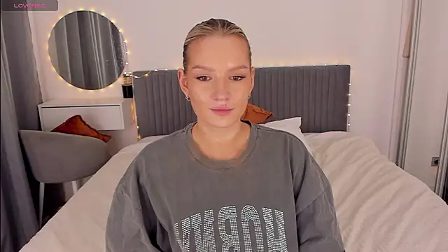 CassieRayss live sex cam