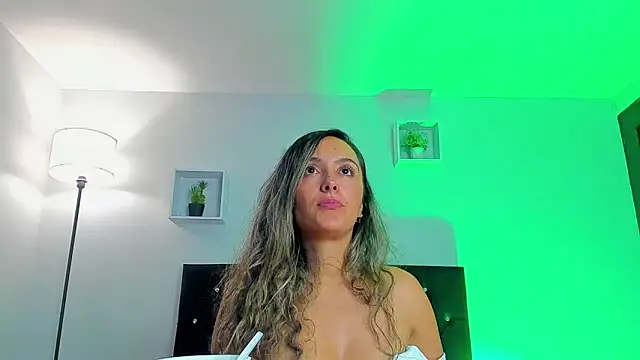 Victoria_Rose_'s cam snapshot