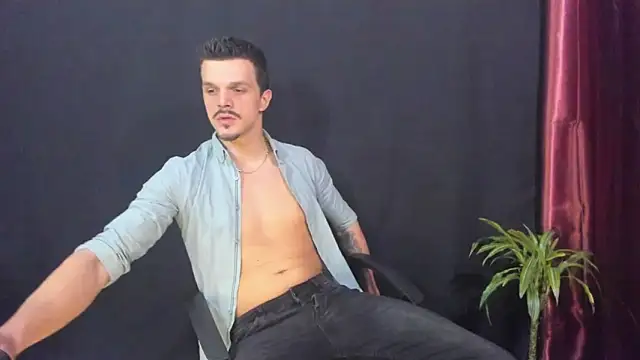 DonyBrown's cam snapshot