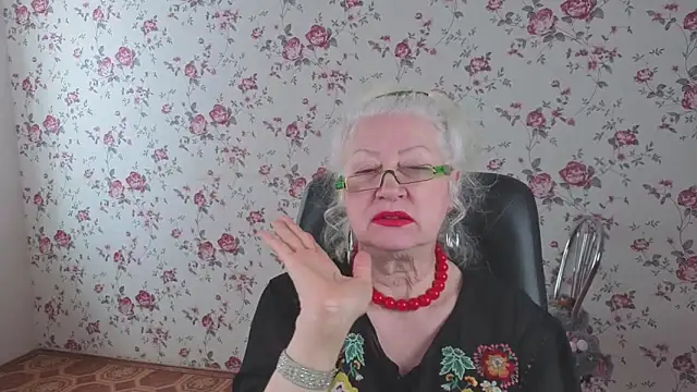 Maya_Mayflower's cam snapshot