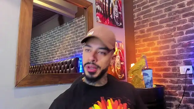 VinzenzRizzo's cam snapshot