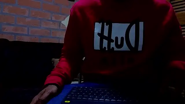 mister_eithan's cam snapshot