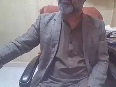 hairymaster95's cam snapshot