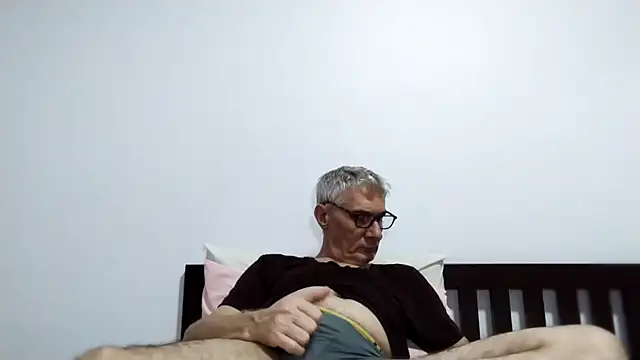 BIGUNCUTHARDCOCK's cam snapshot