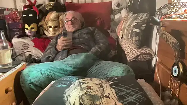 EroticVenetian's cam snapshot