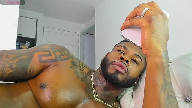 Makonneen live sex cam