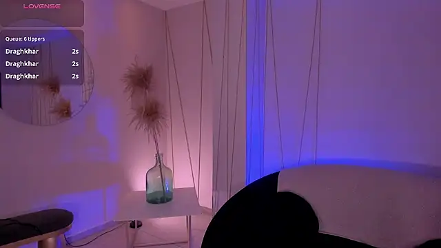 SussyBellX's cam snapshot