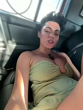 LukeLouHarvey's cam snapshot