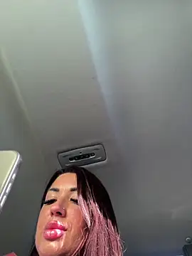 RuslanaXX live sex cam