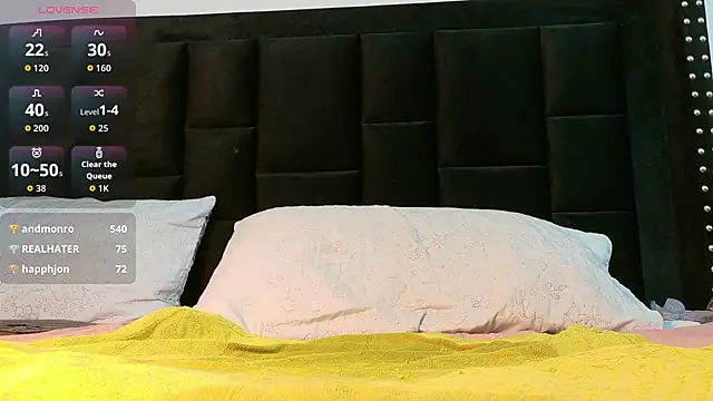 petitelittleebony's cam snapshot