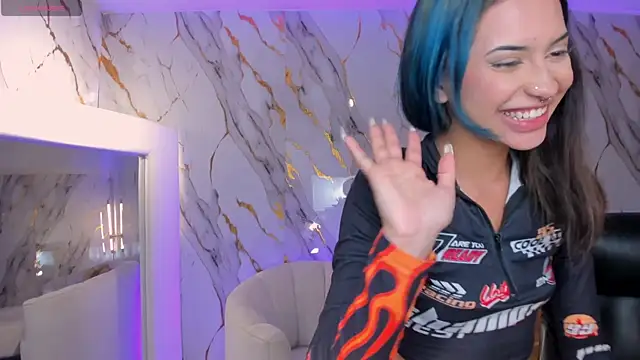 KayraLanne live sex cam