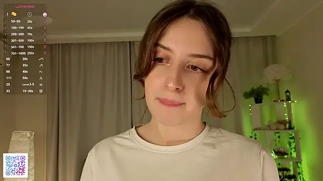 LeanneDinkle live sex cam