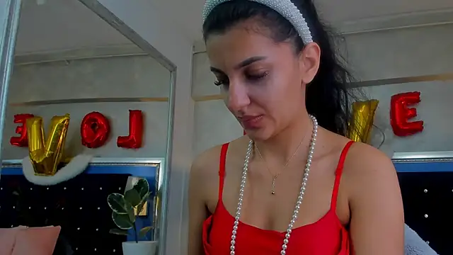 YasmineDelight's cam snapshot