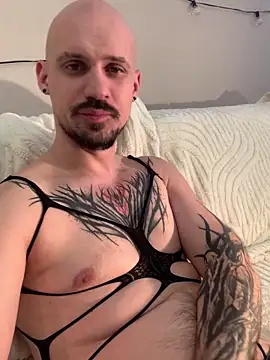 AssHunter4k live sex cam