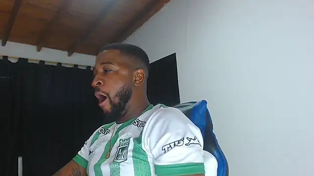 Drake_Nassir4 live sex cam