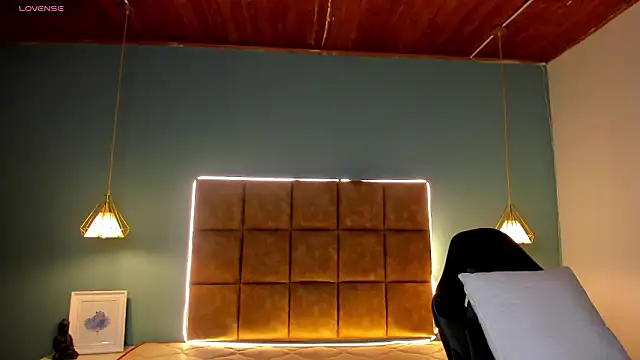 AlejooTwink live sex cam