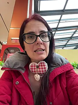 NataKitten live sex cam