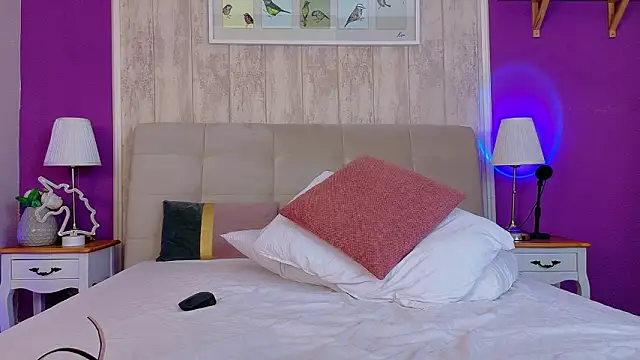 MissKora live sex cam