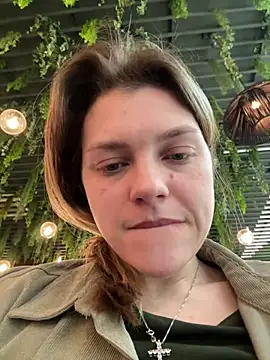 ValenciaShock live sex cam