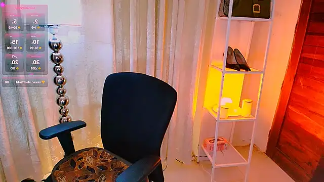 DIVORCED_MS_VALERIA live sex cam