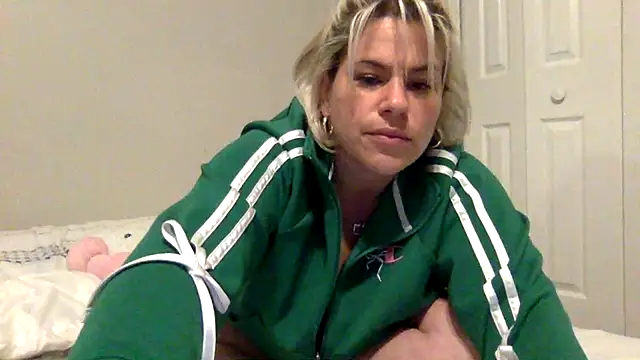 toomuchofafreak's cam snapshot