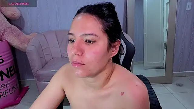 Isabellanoir_a's cam snapshot