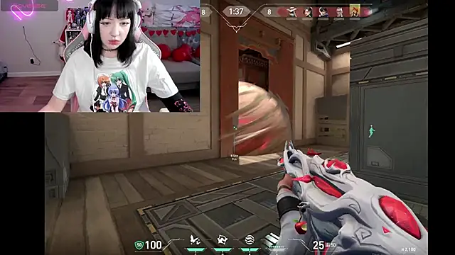 MollysLand's cam snapshot