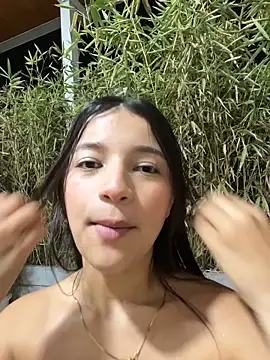 EmmaRose___'s cam snapshot