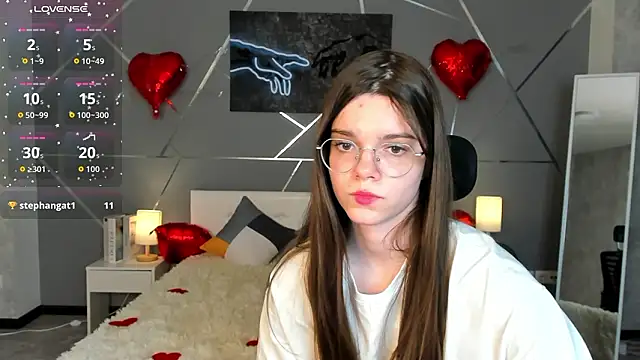 miss__evelyne's cam snapshot