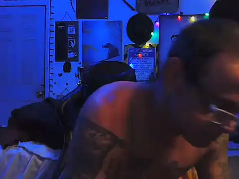 Buffshagswell live sex cam