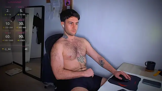 HonestAndrew live sex cam