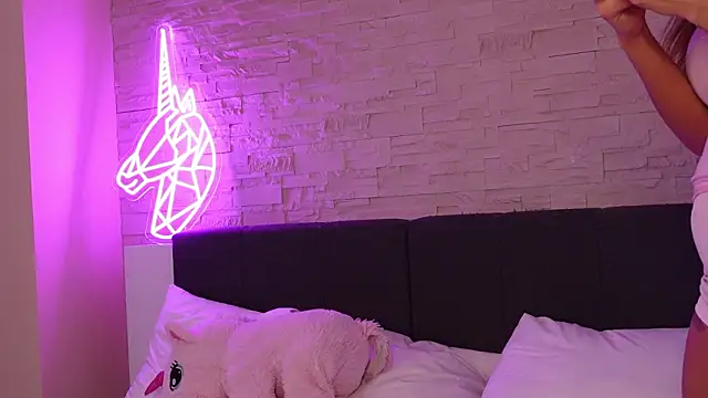 ClaraHazel live sex cam