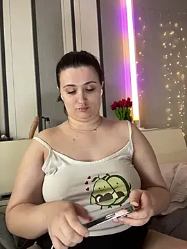 lipsi_vikki's cam snapshot