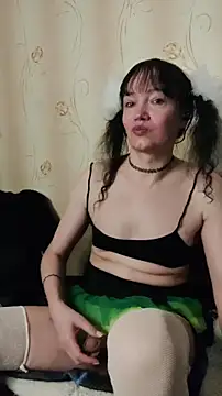 Tselka live sex cam